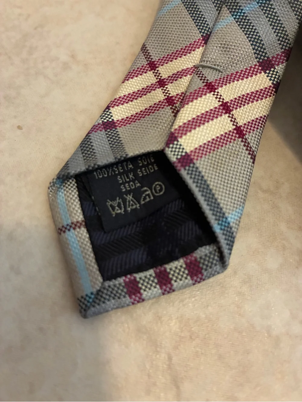 Men’s Burberry Tie